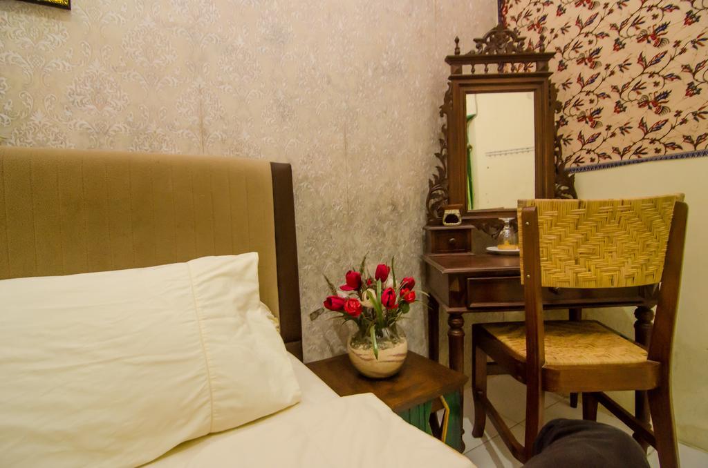 Pendopo Andari Homestay Yogyakarta Exterior foto