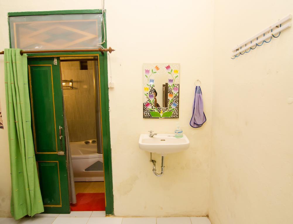 Pendopo Andari Homestay Yogyakarta Exterior foto