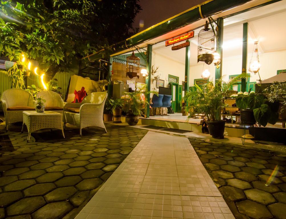 Pendopo Andari Homestay Yogyakarta Exterior foto