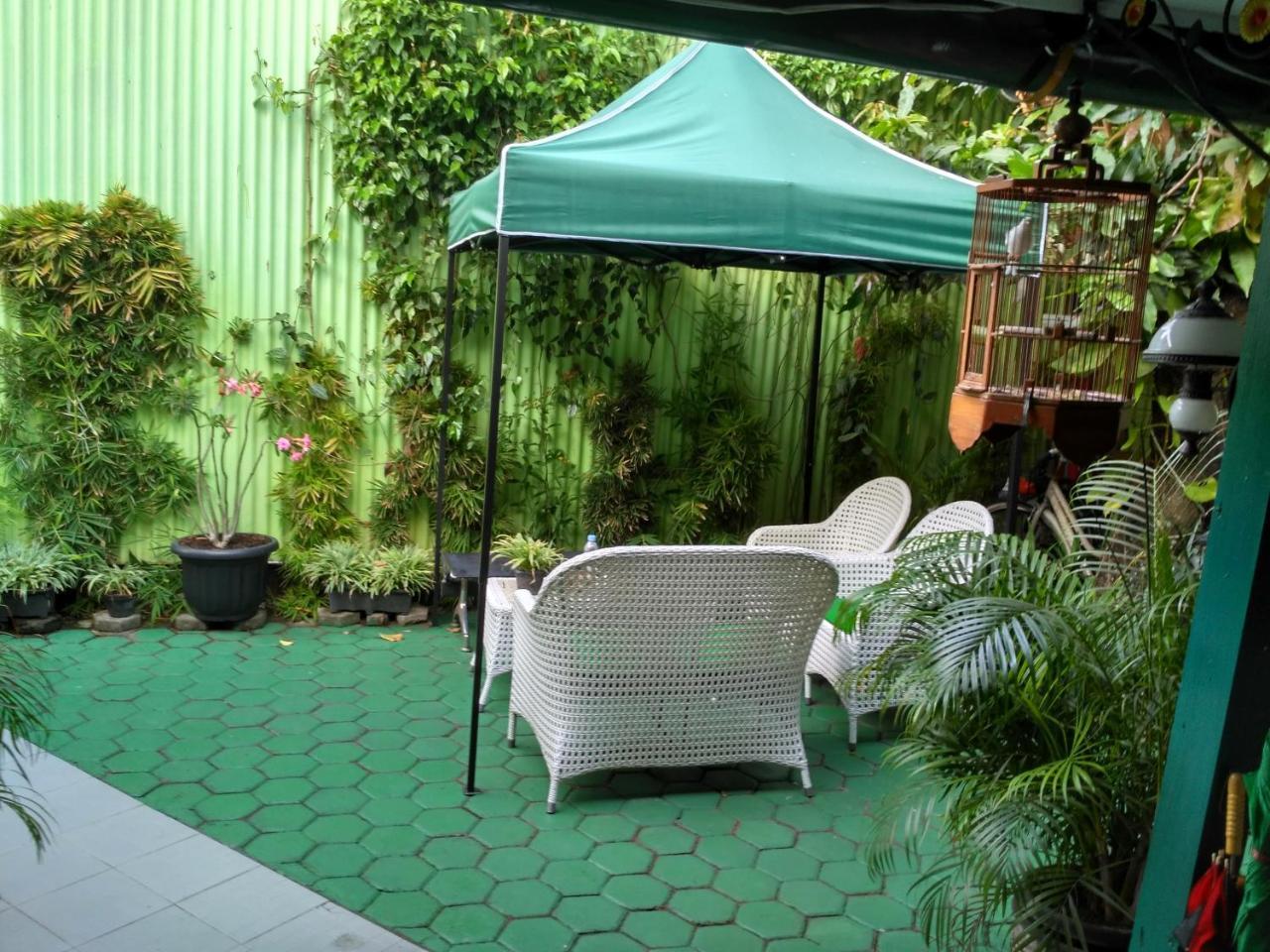 Pendopo Andari Homestay Yogyakarta Exterior foto