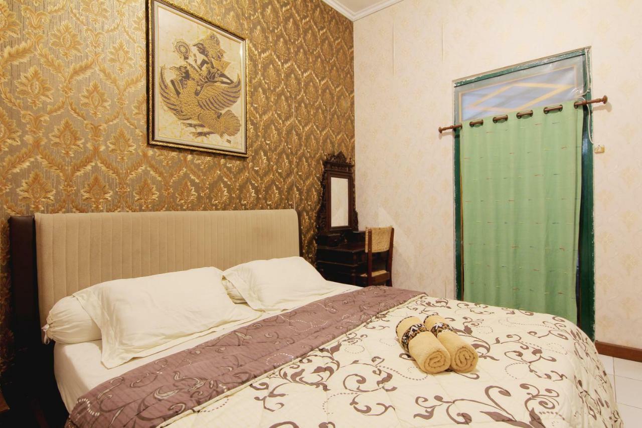 Pendopo Andari Homestay Yogyakarta Exterior foto